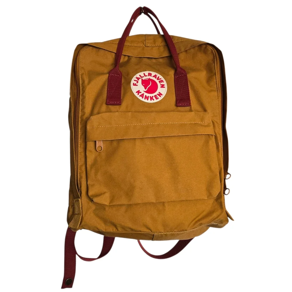 Fjallraven | Kanken Classic Backpack for Everyday | Acorn/Ox Red - Picture 2 of 14